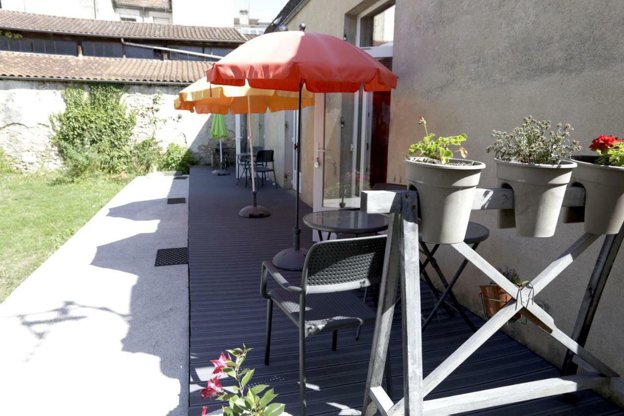 Les Bains Douches Aparthotel Perigueux Exterior photo